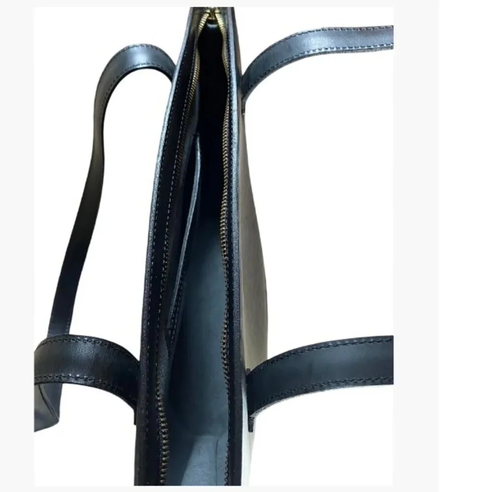 Louis Vuitton Epi Saint Jacques PM Vintage Handbag with COA Very Good Condition - Picture 11 of 15